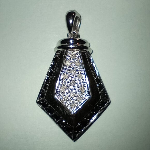 REDUCED! Unique 10Kt White Gold Half-Carat Black & White Diamond Pendant - Picture 1 of 3